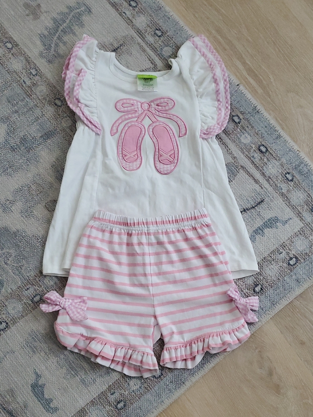 Classic Whimsy Girls Pink Ballet Applique Matching Set Top And Bow Shorts Sz5